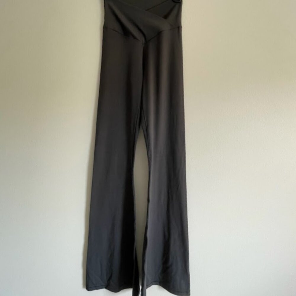 Small Aerie Crossover Flare Leggings